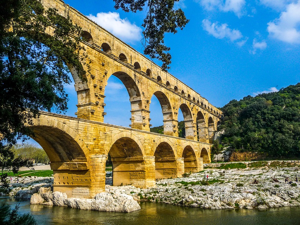 RECEPCIÓN de ALUMNOS  DE  NÎMES.  